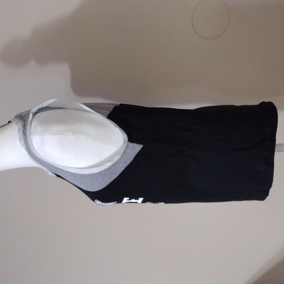 VS Sport Muscle Tee - Picture 3 of 9